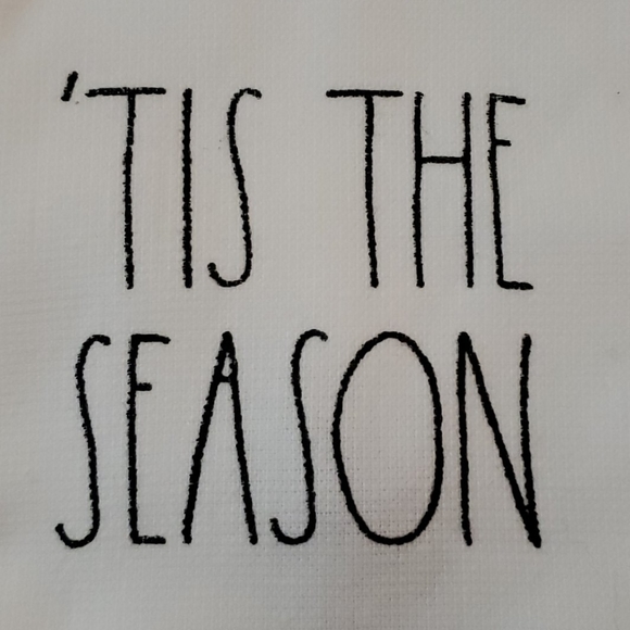 🆕️ Rae Dunn Christmas Kitchen Towels Set of 2 - Picture 3 of 7